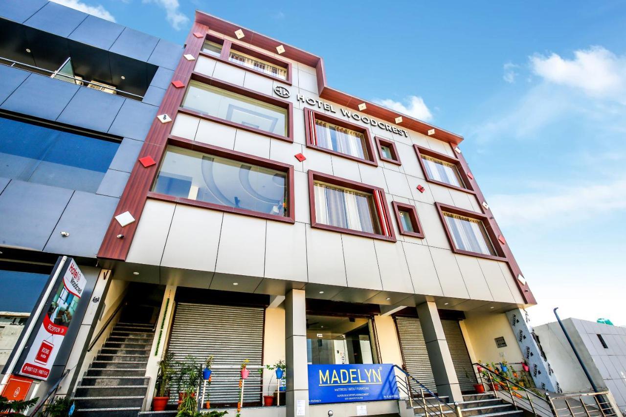 Hotel Woodcrest Zirakpur - Best Family Hotel By - A Unit Of Sidham Group Exterior photo