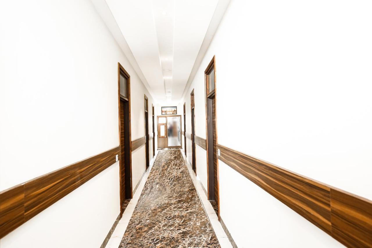 Hotel Woodcrest Zirakpur - Best Family Hotel By - A Unit Of Sidham Group Exterior photo